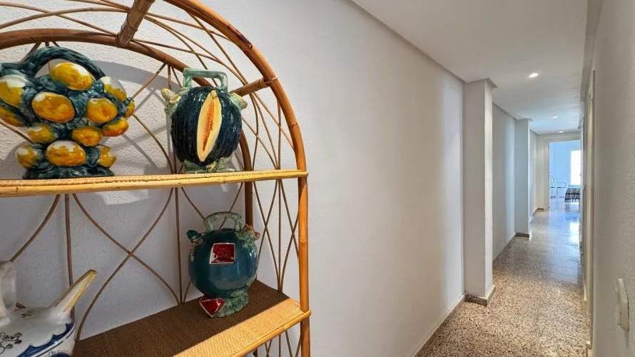 3 bedrooms apartment for sale, Torrevieja, Spain No. 300 № 10