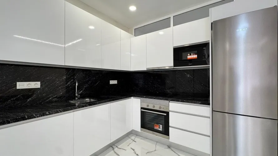 2 bedrooms apartment for sale, Torrevieja, Spain No. 318 № 5