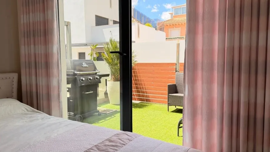 5 bedrooms villa for sale , Torrevieja, Spain No. 281 № 18