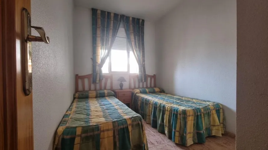 2 bedrooms apartment for sale, Torrevieja, Spain No. 389 № 7