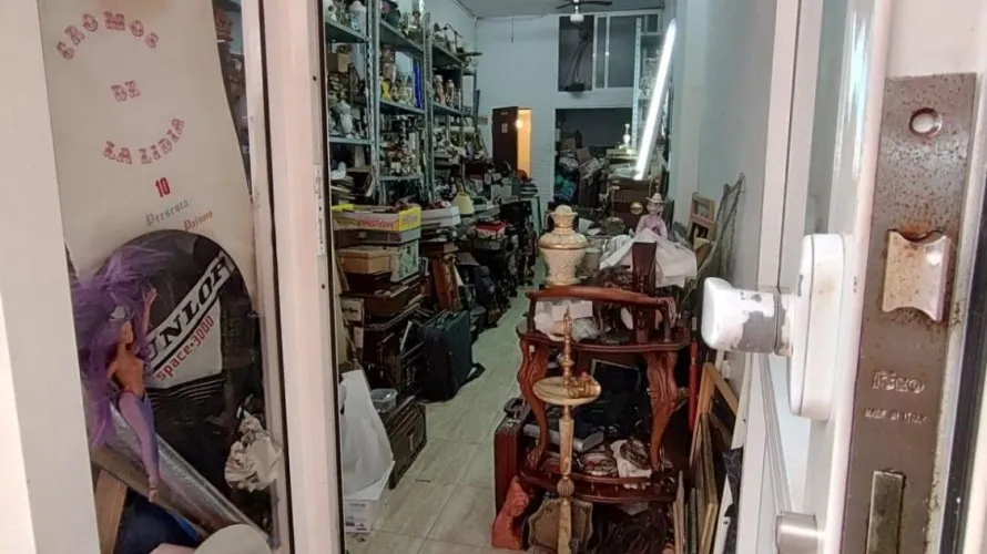 30m² commercial property for sale, Torrevieja, Spain No. 409 № 2