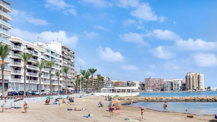 43m² apartment for sale, Torrevieja, Spain No. 528