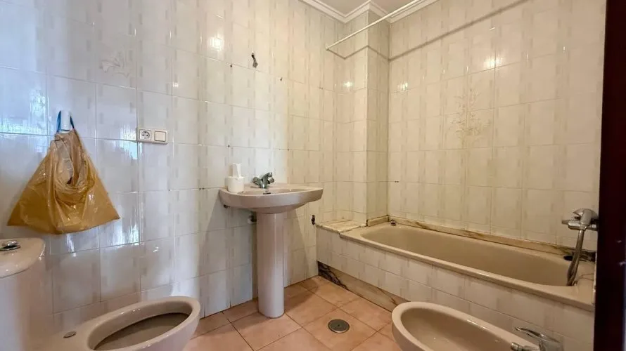 3 bedrooms apartment for sale, Torrevieja, Spain No. 417 № 13