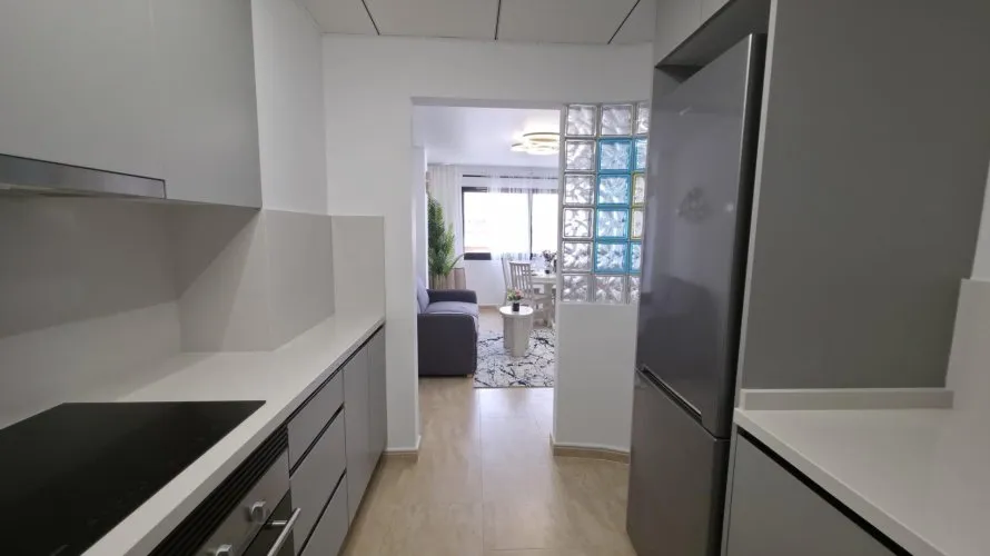 3 bedrooms apartment for sale, Torrevieja, Spain No. 369 № 6