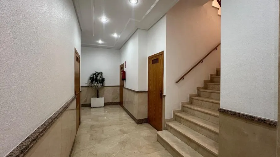 2 bedrooms apartment for sale, Torrevieja, Spain No. 458 № 3