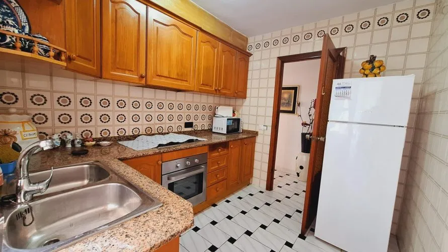 1 bedroom apartment for sale, Torrevieja, Spain No. 439 № 8
