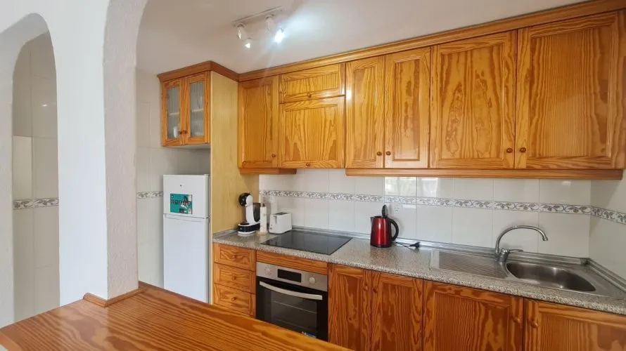 58m² bungalow for sale, Torrevieja, Spain No. 385 № 13