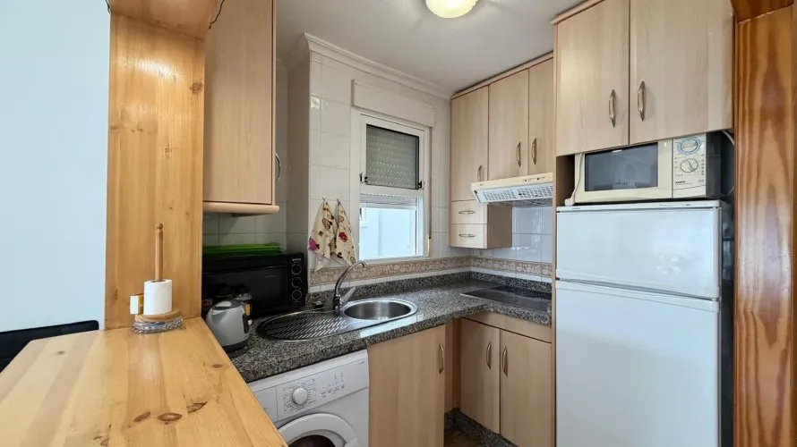 2 bedrooms apartment for sale, Torrevieja, Spain No. 435 № 14