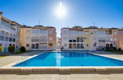 60m² bungalow for sale, Torrevieja, Spain No. 512