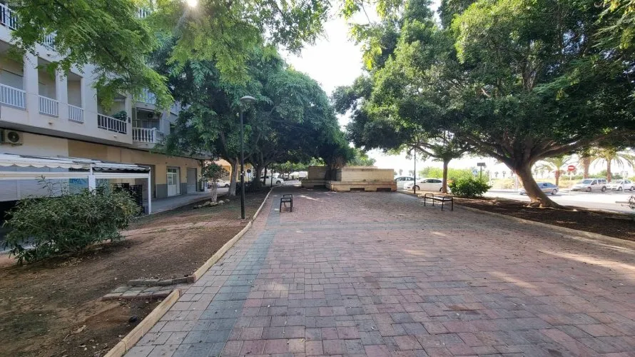 2 bedrooms apartment for sale, Torrevieja, Spain No. 402