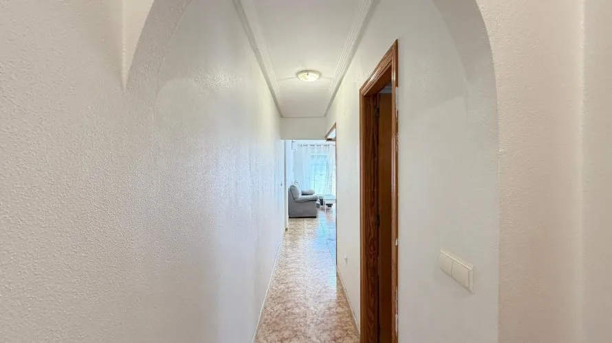2 bedrooms apartment for sale, Torrevieja, Spain No. 435 № 21