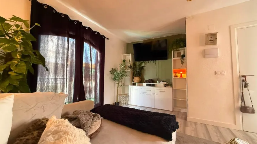 2 bedrooms bungalow for sale, Torrevieja, Spain No. 550 № 14