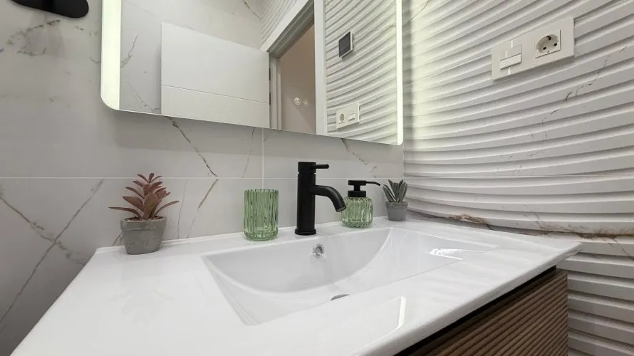 2 bedrooms apartment for sale, Torrevieja, Spain No. 445 № 3
