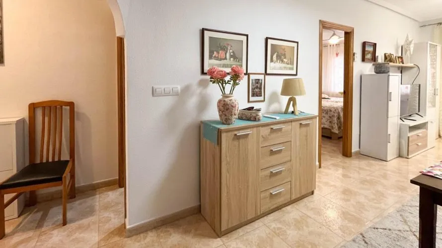 1 bedroom apartment for sale, Torrevieja, Spain No. 523 № 22