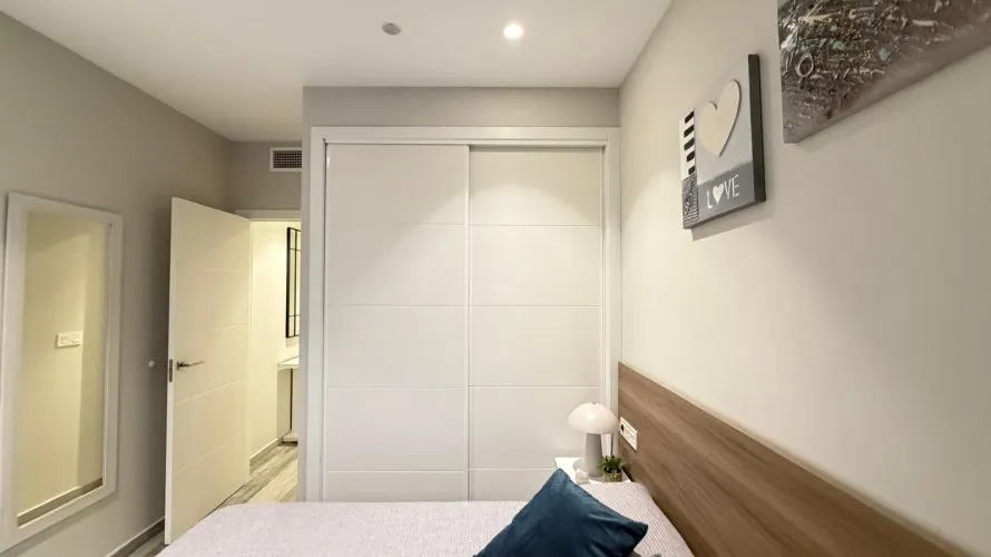 1 bedroom apartment for sale, Torrevieja, Spain No. 553 № 21
