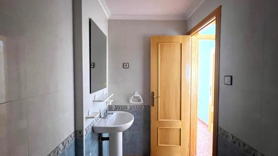 2 bedrooms bungalow for sale, Torrevieja, Spain No. 425 № 9