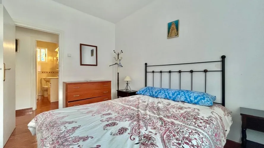 3 bedrooms apartment for sale, Torrevieja, Spain No. 393 № 9