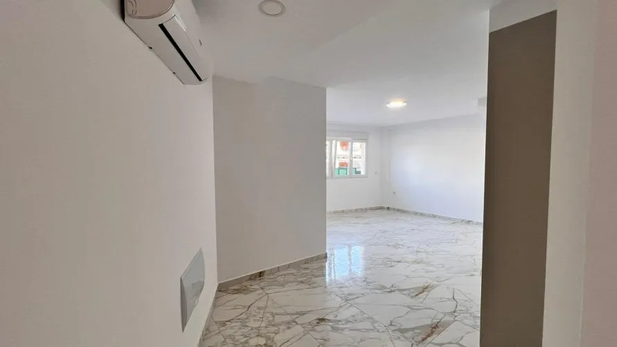 1 bedroom apartment for sale, Torrevieja, Spain No. 377 № 8