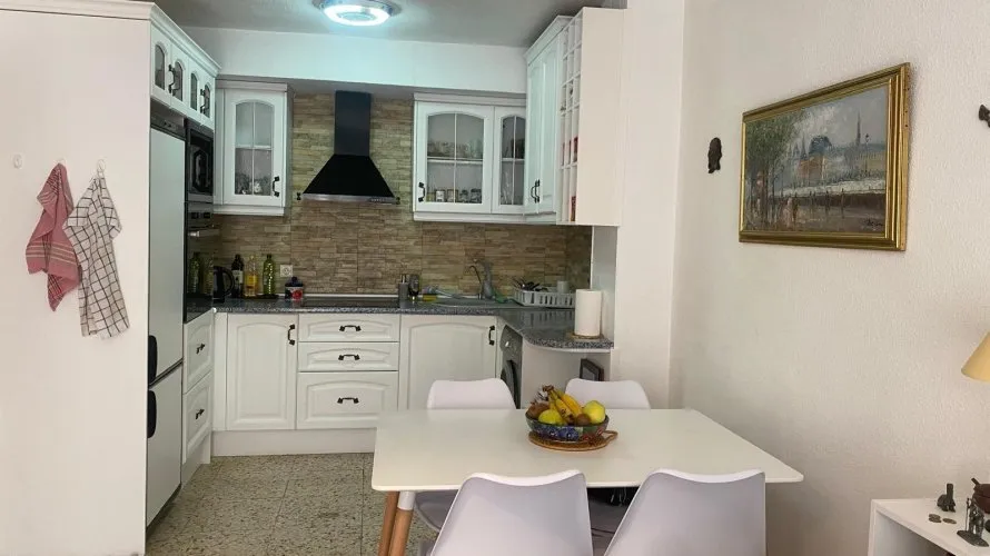 2 bedrooms apartment for sale, Torrevieja, Spain No. 382 № 5