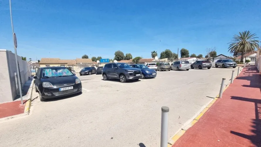 2 bedrooms bungalow for sale, Torrevieja, Spain No. 491