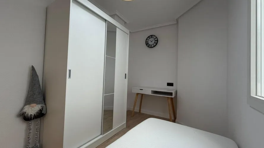 2 bedrooms apartment for sale, Torrevieja, Spain No. 489 № 14