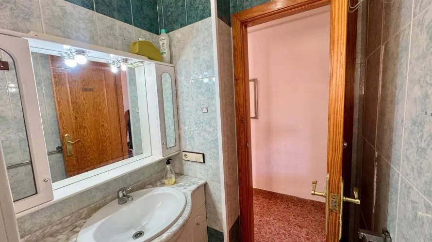 2 bedrooms penthouse for sale, Torrevieja, Spain No. 399 № 12