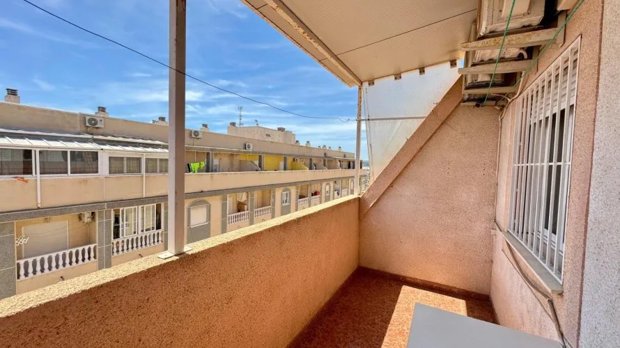 2 bedrooms penthouse for sale, Torrevieja, Spain No. 399 № 28