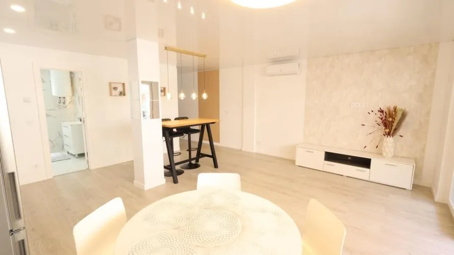 3 bedrooms apartment for sale, Torrevieja, Spain No. 335 № 14