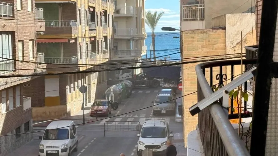 3 bedrooms apartment for sale, Torrevieja, Spain No. 417 № 28