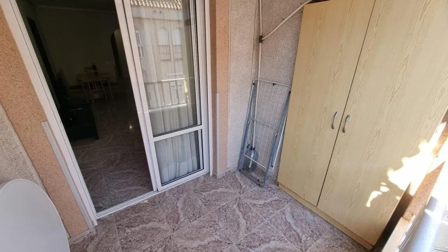 2 bedrooms apartment for sale, Torrevieja, Spain No. 402 № 2