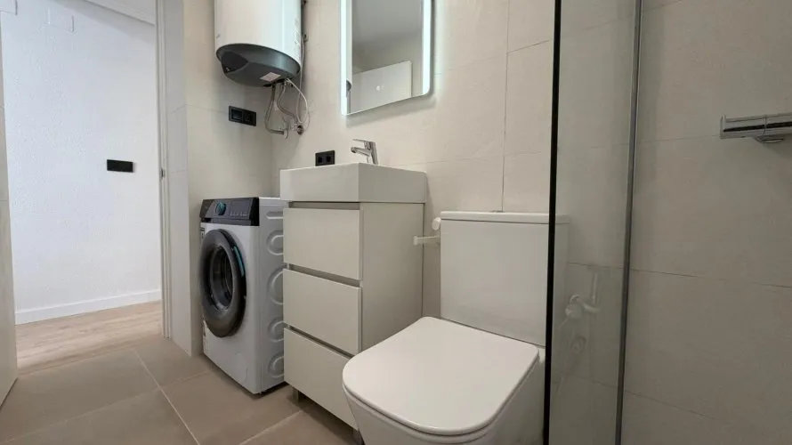 2 bedrooms apartment for sale, Torrevieja, Spain No. 489 № 9