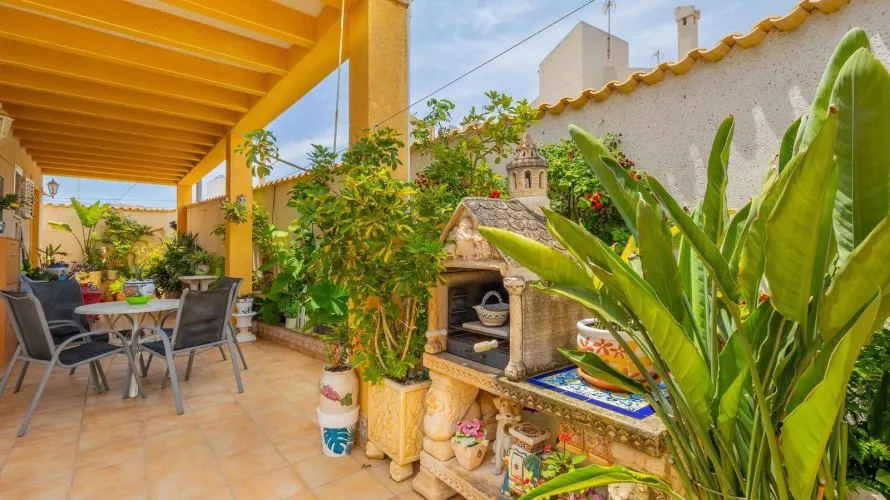 244m² house for sale, Torrevieja, Spain No. 349 № 23