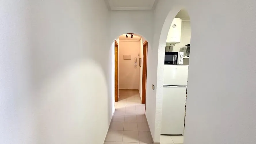 2 bedrooms penthouse for sale, Torrevieja, Spain No. 482 № 14