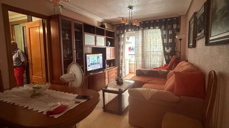 65m² apartment for sale, Torrevieja, Spain No. 396 № 5