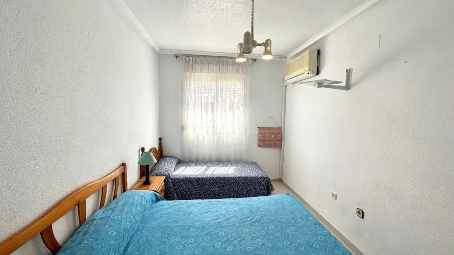 2 bedrooms penthouse for sale, Torrevieja, Spain No. 482 № 16
