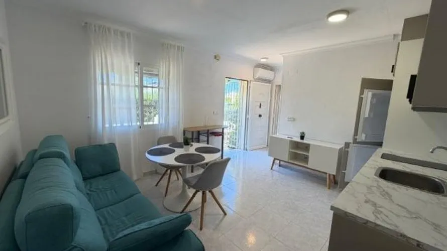 1 bedroom bungalow for sale, Torrevieja, Spain No. 466 № 1