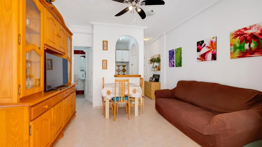 60m² bungalow for sale, Torrevieja, Spain No. 512 № 27