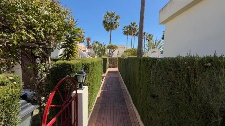 1 bedroom bungalow for sale, Torrevieja, Spain No. 466 № 14