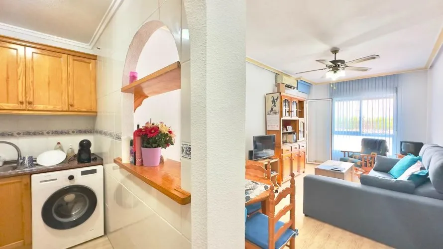 1 bedroom apartment for sale, Torrevieja, Spain No. 507 № 20