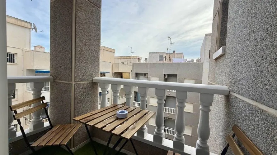 1 bedroom apartment for sale, Torrevieja, Spain No. 444 № 17