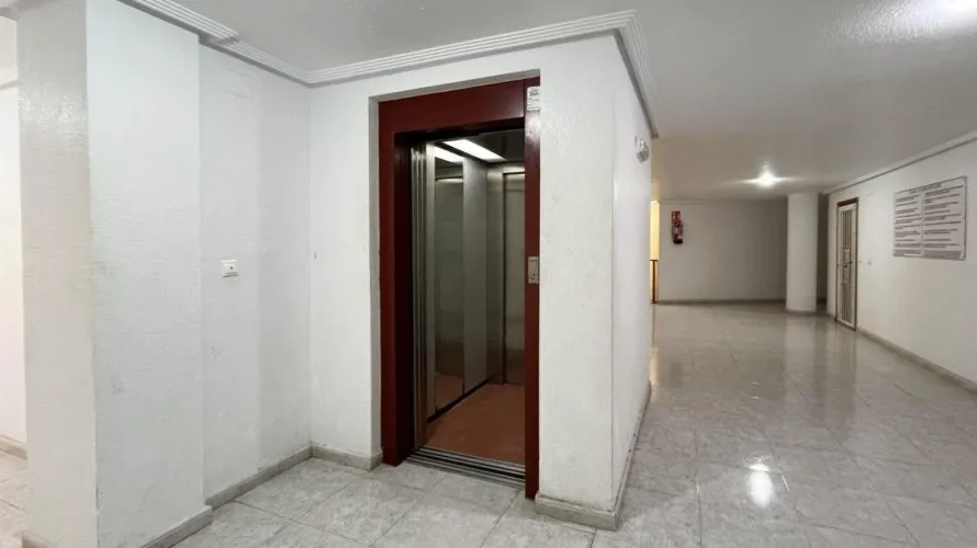 1 bedroom apartment for sale, Torrevieja, Spain No. 523 № 5