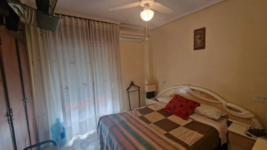 3 bedrooms apartment for sale, Torrevieja, Spain No. 380 № 10