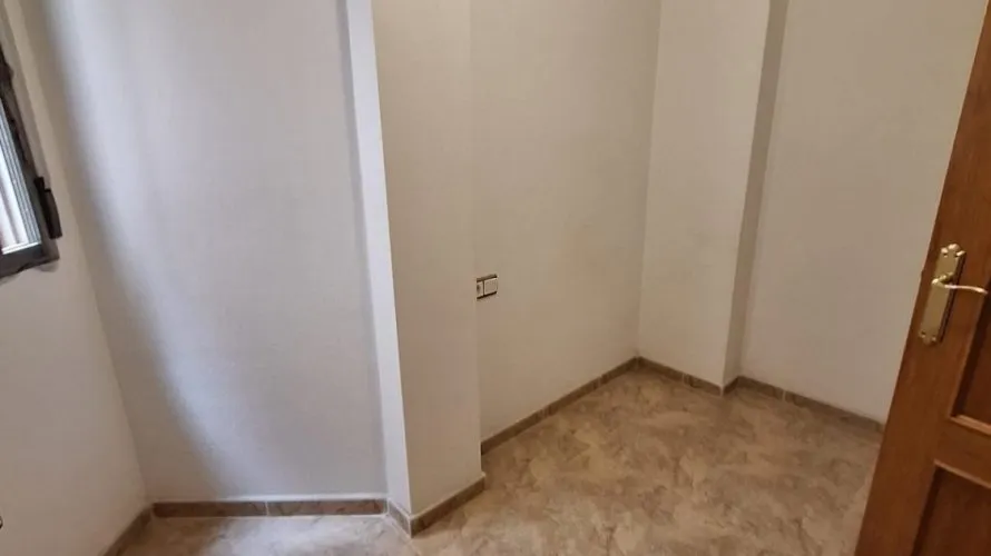 2 bedrooms apartment for sale, Torrevieja, Spain No. 381 № 5