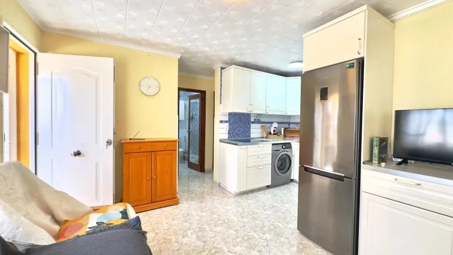 1 bedroom bungalow for sale, Torrevieja, Spain No. 503 № 4