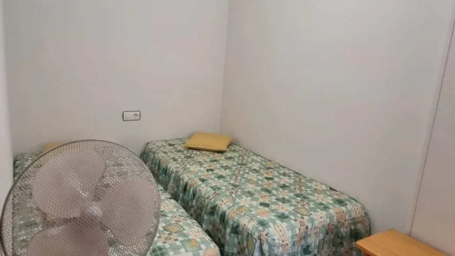 2 bedrooms apartment for sale, Torrevieja, Spain No. 402 № 11