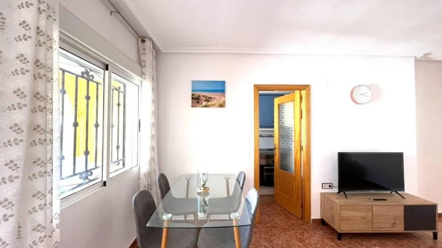 2 bedrooms bungalow for sale, Torrevieja, Spain No. 425 № 19