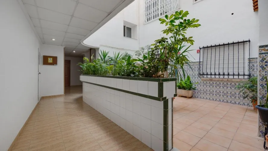 54m² apartment for sale, Torrevieja, Spain No. 429 № 10