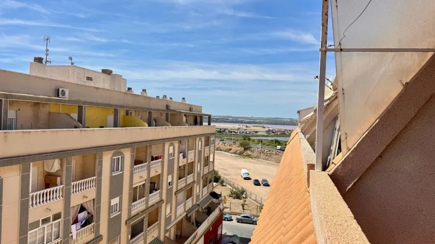 2 bedrooms penthouse for sale, Torrevieja, Spain No. 399 № 6