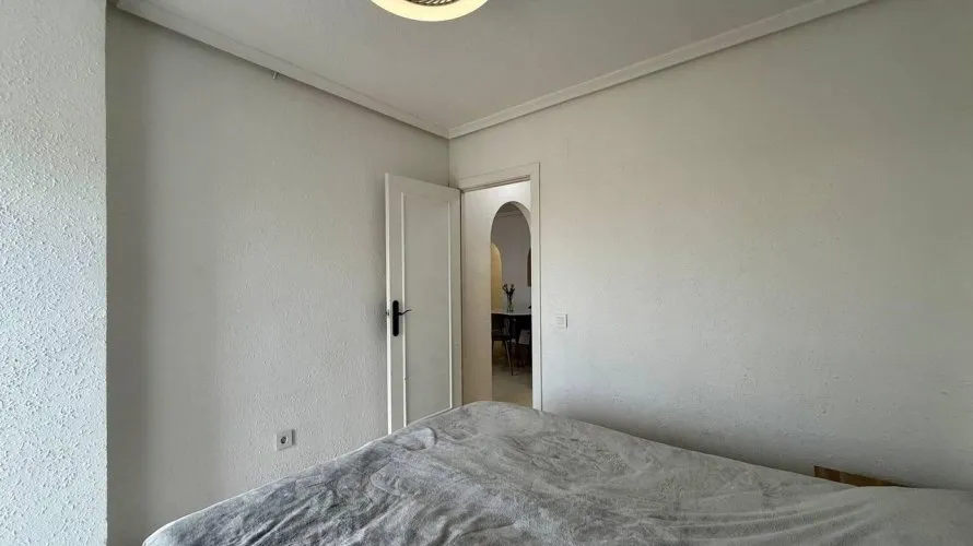 2 bedrooms apartment for sale, Torrevieja, Spain No. 410 № 14