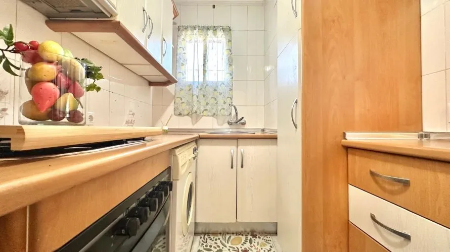 1 bedroom apartment for sale, Torrevieja, Spain No. 471 № 15